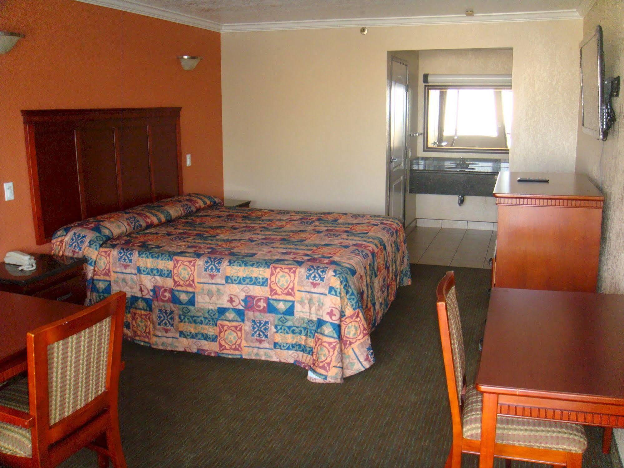 Motel Budget La Puente